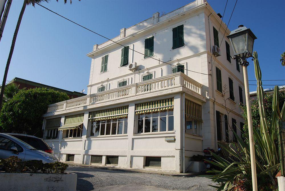 Hotel Villa La Brise Сан Ремо Екстериор снимка