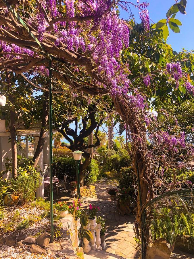 Hotel Villa La Brise Сан Ремо Екстериор снимка