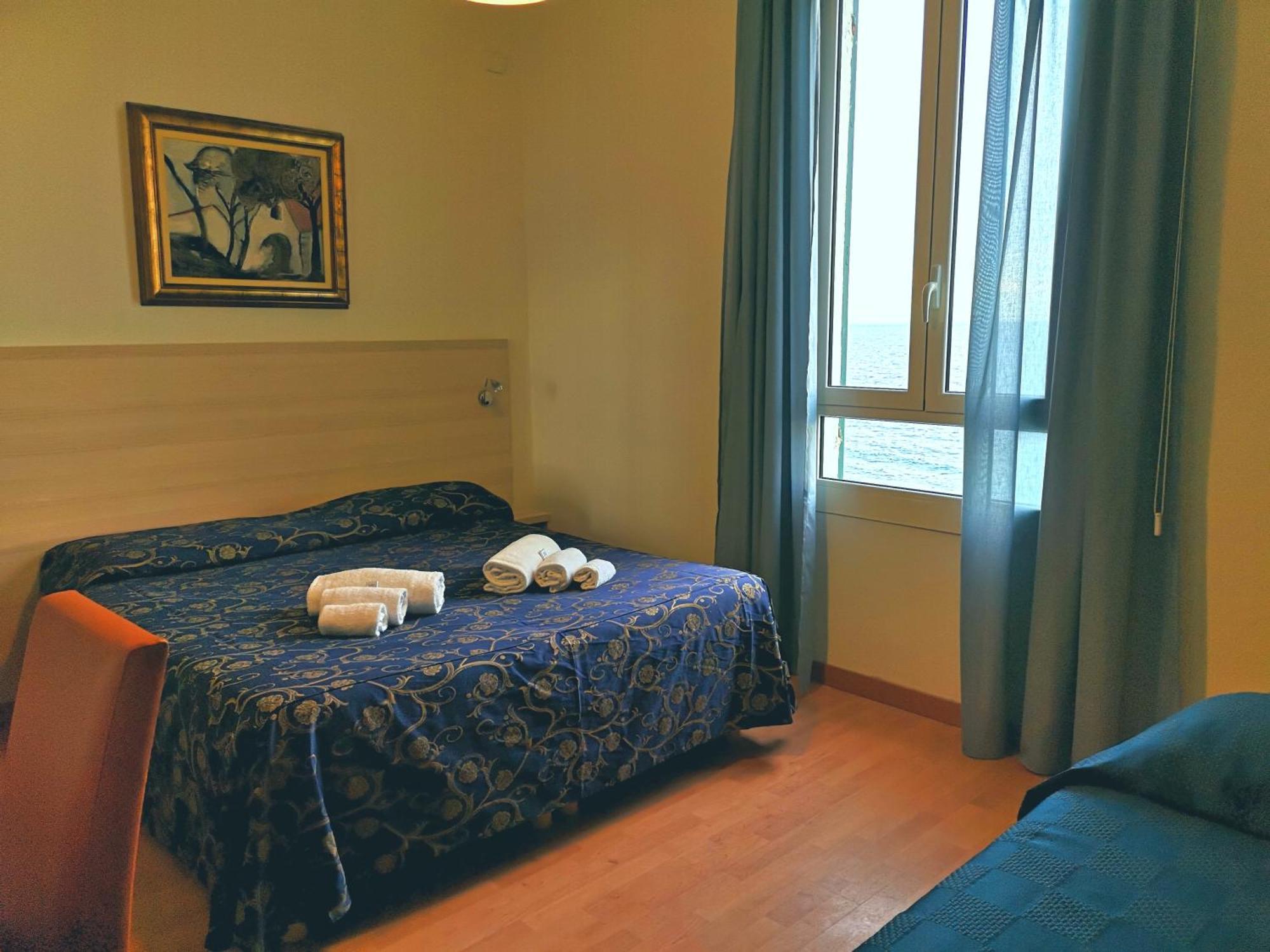 Hotel Villa La Brise Сан Ремо Екстериор снимка